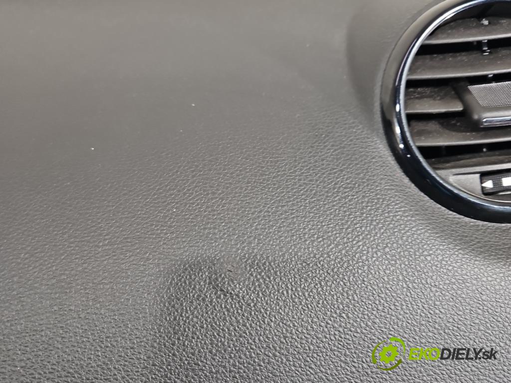 Opel Meriva B 2010-2017 1.4 16v 101 HP manual 74 kW 1398 cm3 5- kokpit,pristrojová doska rozdeľovacia