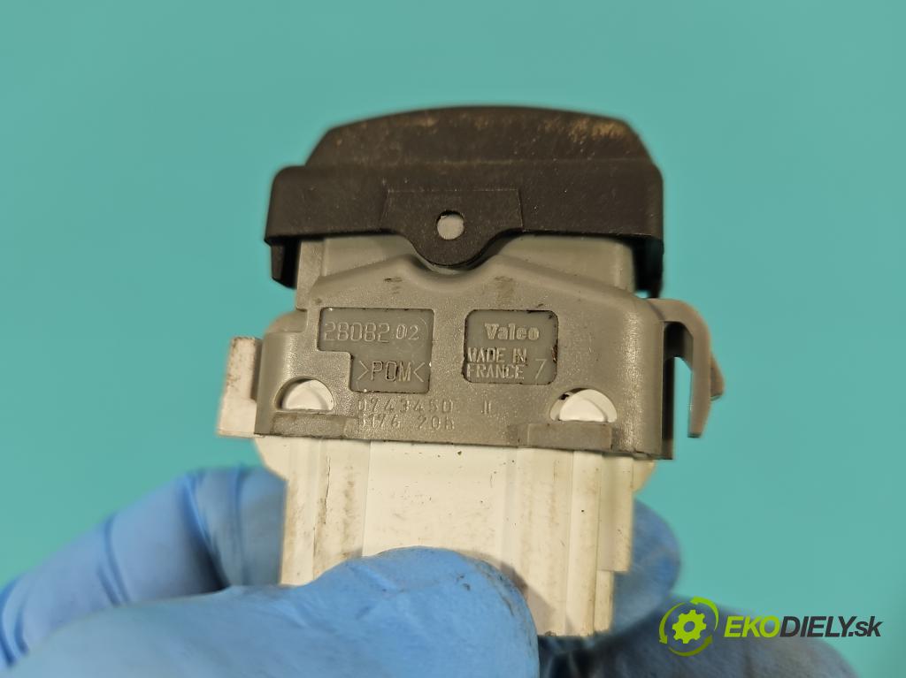 Renault Megane II 2003-2008 2.0 T 16V 163 HP manual 120 kW 1998 cm3 3- prepínač ostatné 2808202