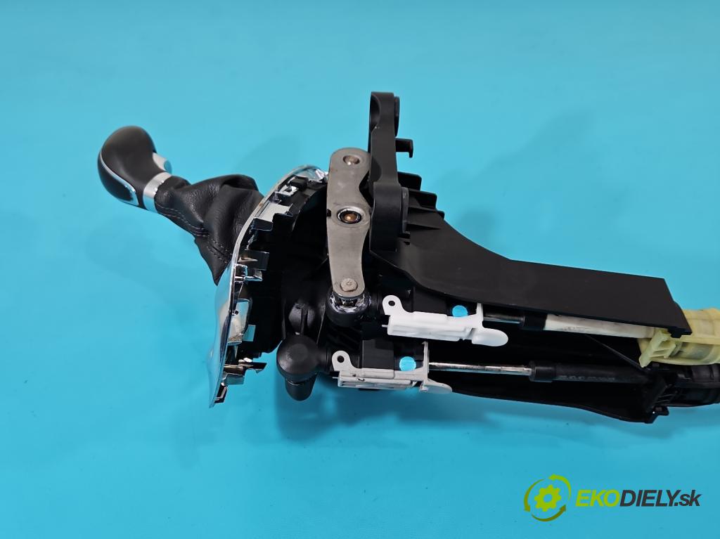 Opel Meriva B 2010-2017 1.4 16v 101 HP manual 74 kW 1398 cm3 5- Páka: Změny: stupeň,rýchlosť  (Rýchlostná páka (kulisa))