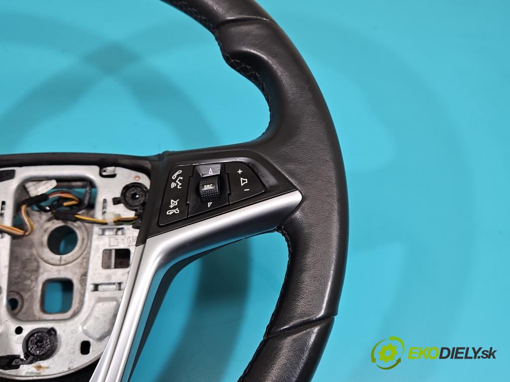 Opel Meriva B 2010-2017 1.4b: 101 HP manual 74 kW 1398 cm3 5- volant 133510021 (Volanty)