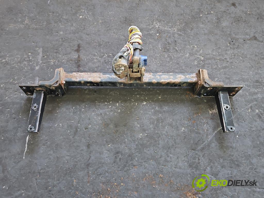 Opel Meriva B 2010-2017 1.4 16v 101 hp manual 74 kW 1398 cm3 5- oko tažné  (Tažná zařízení)