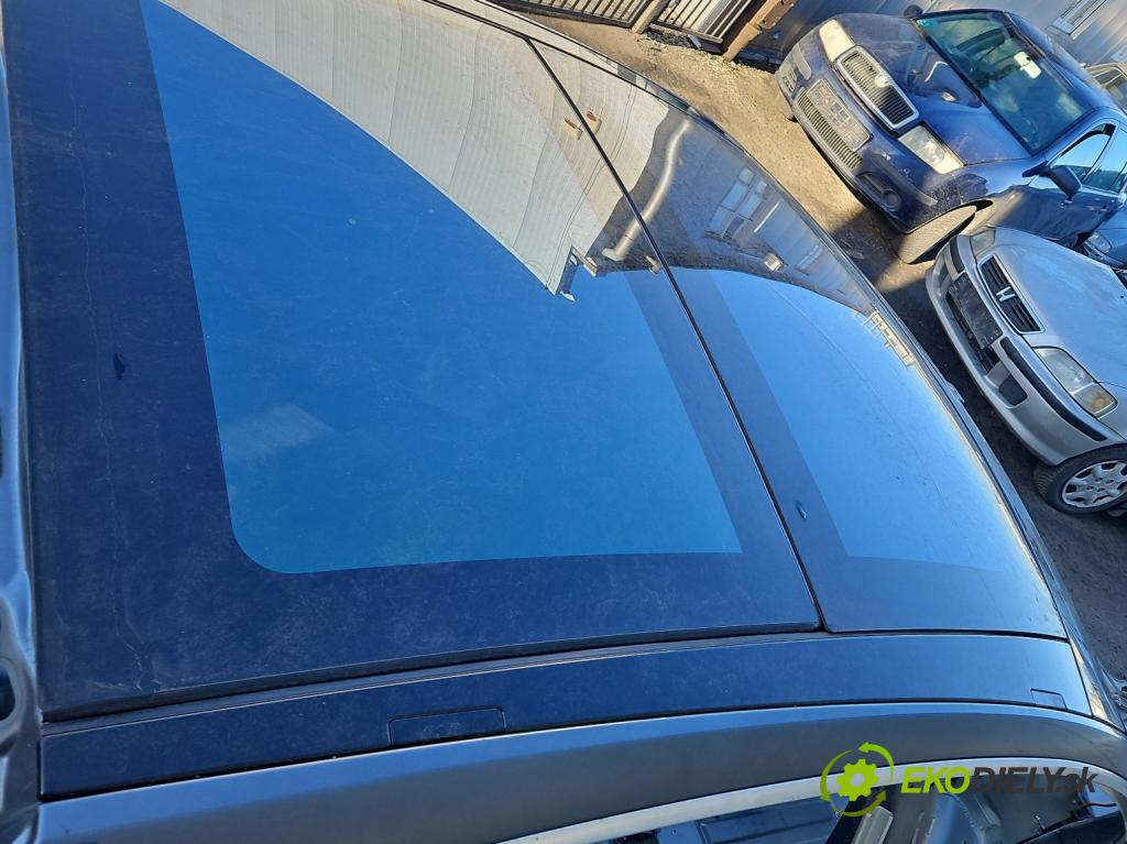 Tesla Model S 0.0b: 367hp automatic 270 kW 5- Strecha:
