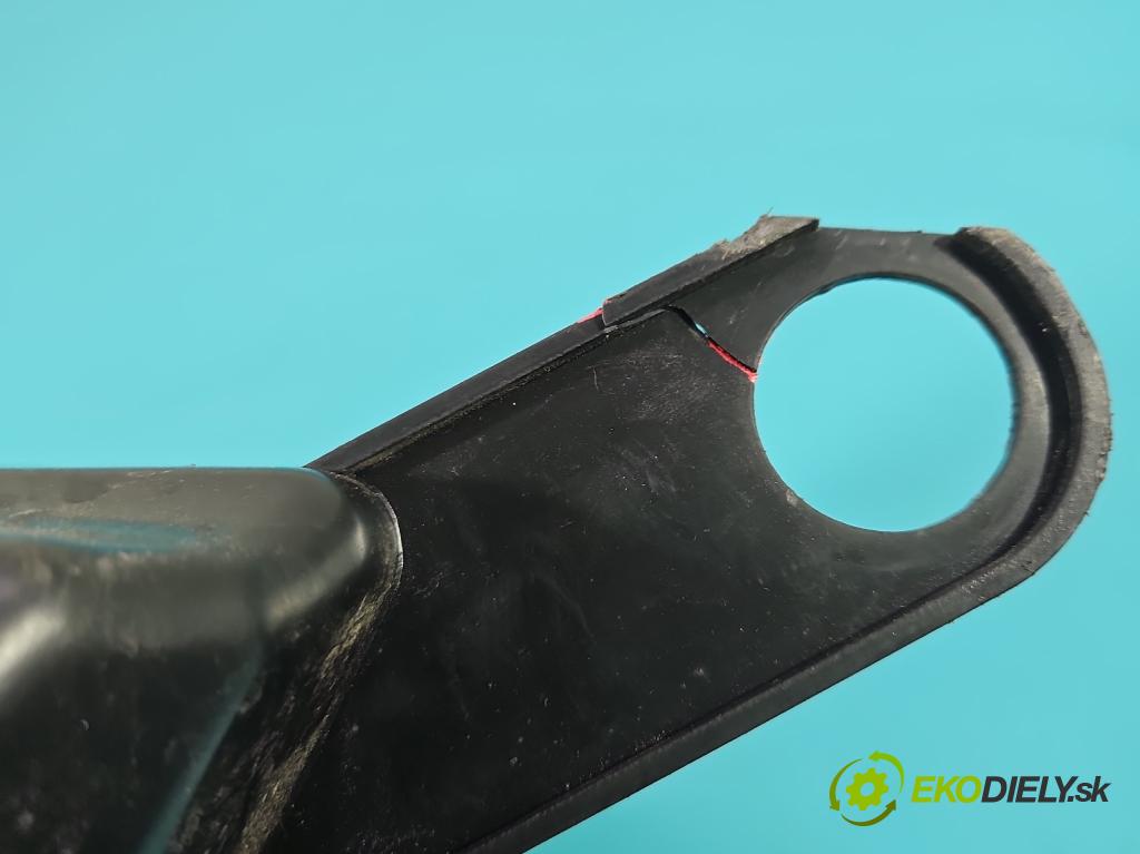 Skoda Fabia I 1999-2007 1.4 mpi 60 HP manual 44 kW 1397 cm3 5- obal filtra vzduchu 6Y0129607C (Obaly filtrov vzduchu)