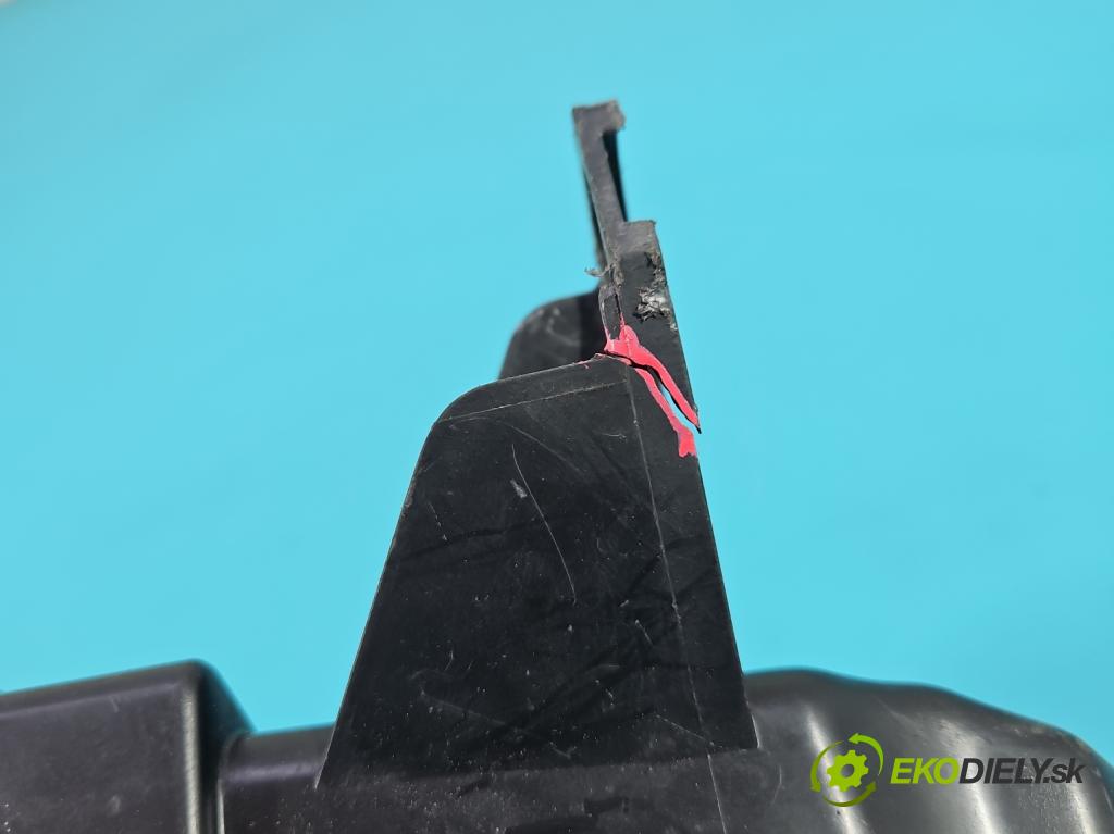 Skoda Fabia I 1999-2007 1.4 mpi 60 HP manual 44 kW 1397 cm3 5- obal filtra vzduchu 6Y0129607C (Obaly filtrov vzduchu)