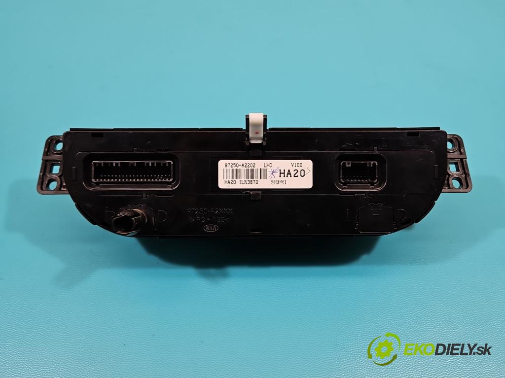 Kia Ceed II 2012-2018 1.6 CRDI 110 HP manual 81 kW 1582 cm3 5- panel kúrenia 97250-A2202