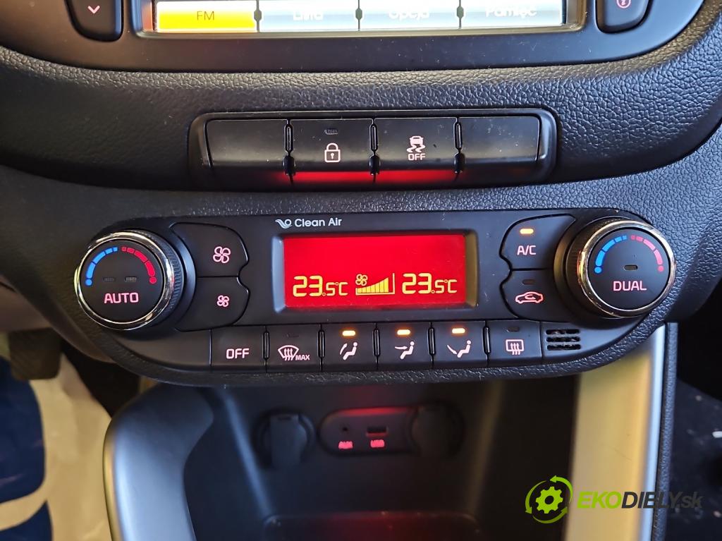 Kia Ceed II 2012-2018 1.6 CRDI 110 HP manual 81 kW 1582 cm3 5- panel kúrenia 97250-A2202