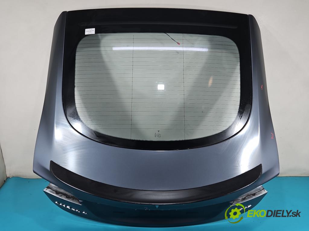 Tesla Model S 0.0b: 367hp automatic 270 kW  5- zadní kufrové dveře  (Zadní kapoty)