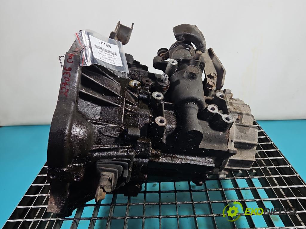 Toyota Corolla E12 2001-2009 1.6 VVTI 110 HP manual 81 kW 1598 cm3 5- prevodovka stupeň,rýchlosť manual