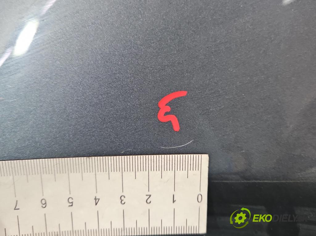 Tesla Model S 0.0b: 367hp automatic 270 kW  5- blatnik přední levý  (Predné ľavé)