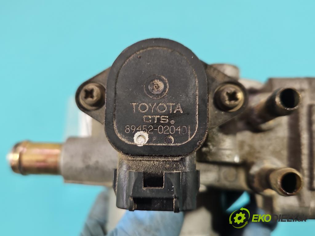 Toyota Corolla E12 2001-2009 1.6 VVTI 110 HP manual 81 kW 1598 cm3 5- klapka 89452-02040 (Škrtiace klapky)