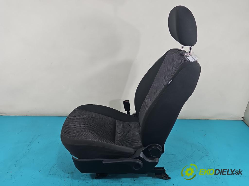 Kia Sportage II 2004-2010 2.0 crdi 150 HP manual 110 kW 1991 cm3 5- Sedačka ľavý  (Sedačky, sedadlá)