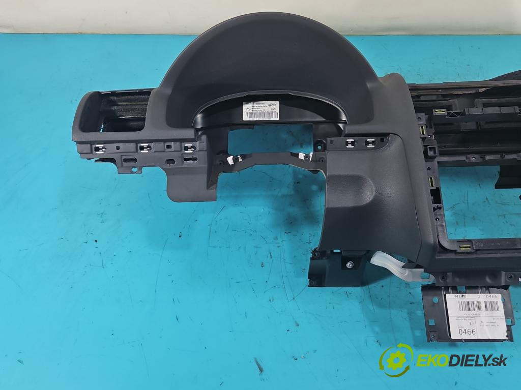 Vw Touran I 2003-2015 1.4 tsi 140 HP manual 103 kW 1390 cm3 5- kokpit,pristrojová doska rozdeľovacia