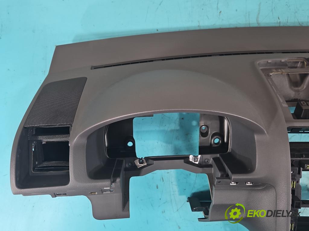Vw Touran I 2003-2015 1.4 tsi 140 HP manual 103 kW 1390 cm3 5- kokpit,pristrojová doska rozdeľovacia