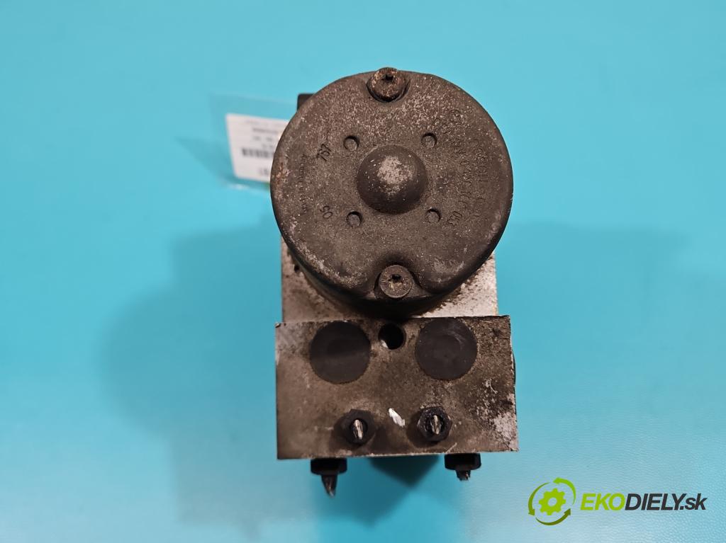 Audi A4 B5 1994-2001 2.8 v6 193 HP manual 142 kW 2771 cm3 5- čerpadlo abs 8E0614111C (Pumpy ABS)