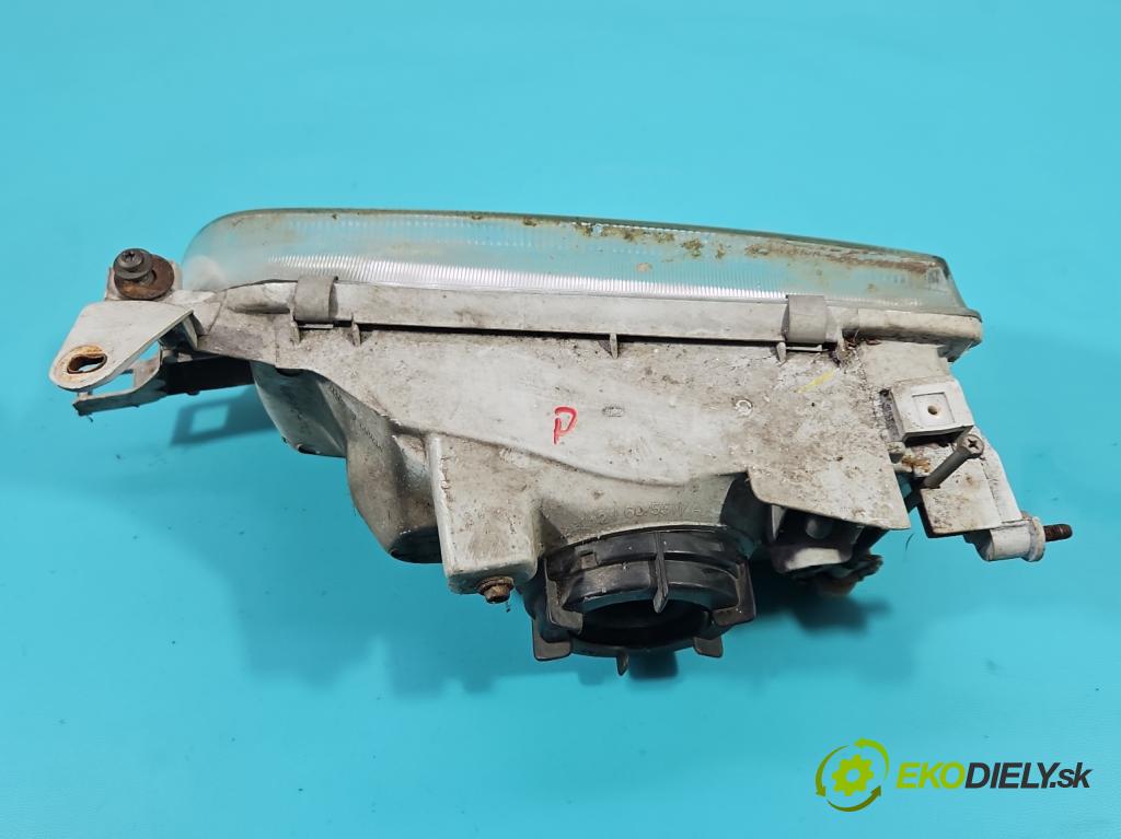 Toyota Corolla E10 1.6 16V 105 HP manual 77 kW 1587 cm3 3- Reflektor: pravý (Pravé)