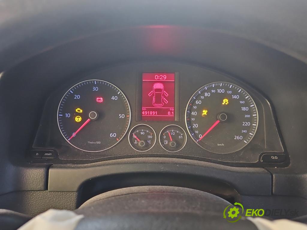 Vw Golf plus 1.9 TDI 105 HP manual 77 kW 1896 cm3 5- prístrojovka/ budíky 110080375 (Prístrojové dosky, displeje)