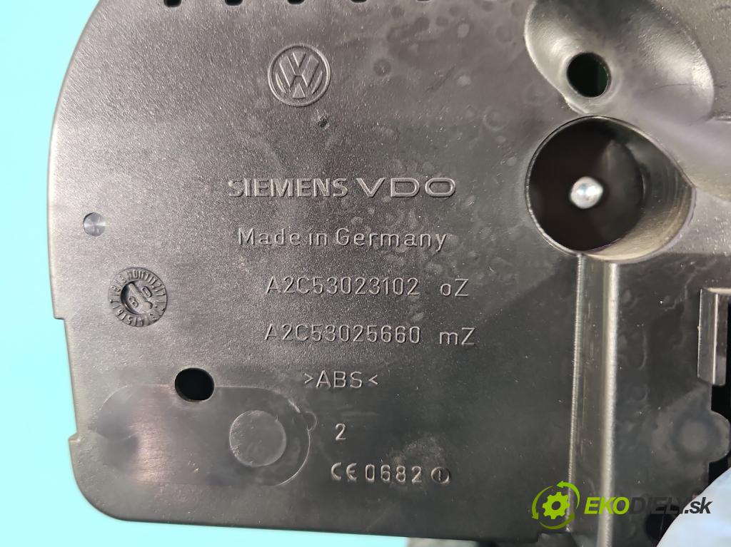 Vw Golf plus 1.9 TDI 105 HP manual 77 kW 1896 cm3 5- prístrojovka/ budíky 110080375 (Prístrojové dosky, displeje)