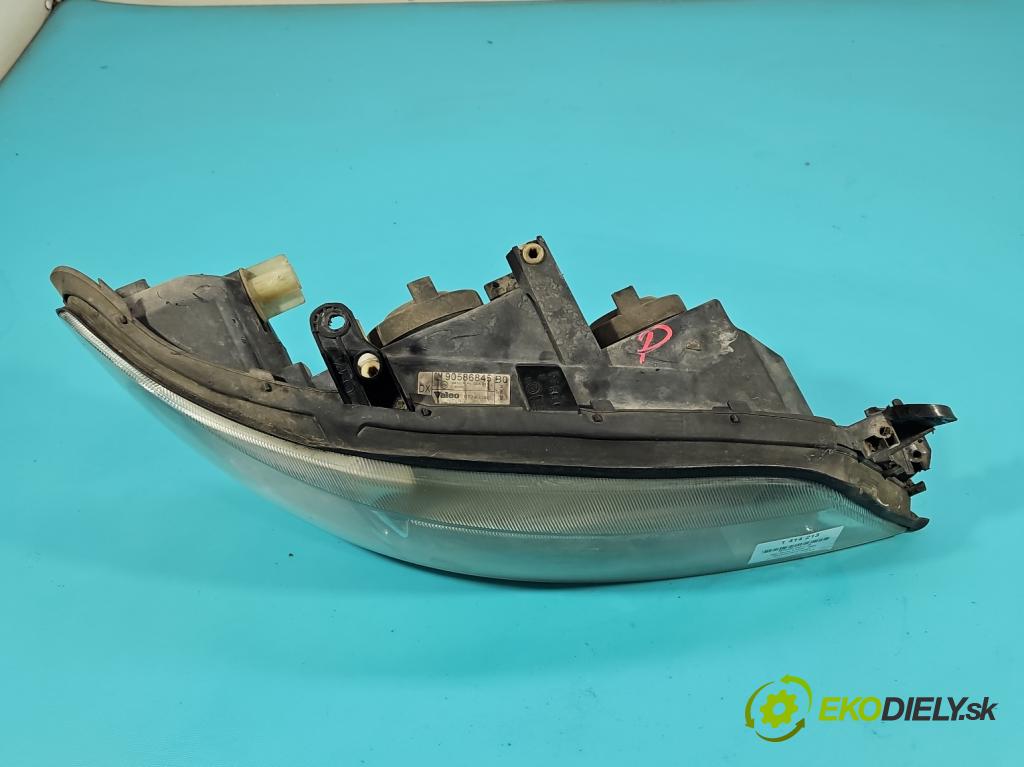 Opel Vectra B 1995-2002 1.8 16V 113 HP manual 83 kW 1796 cm3 4- Reflektor: pravý  (Pravé)