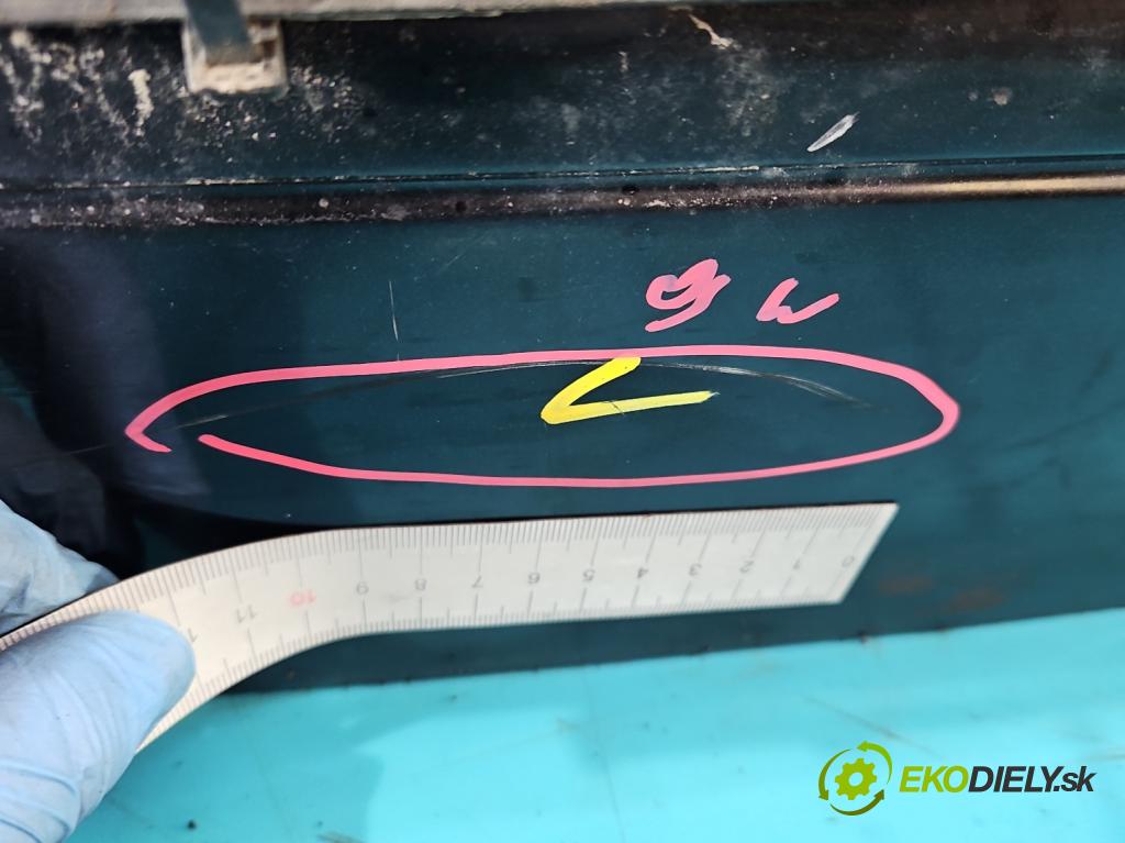 Vw Passat B5 1995-2005 1.9 tdi 116 hp manual 85 kW 1896 cm3 5- zadní kufrové dveře  (Zadní kapoty)