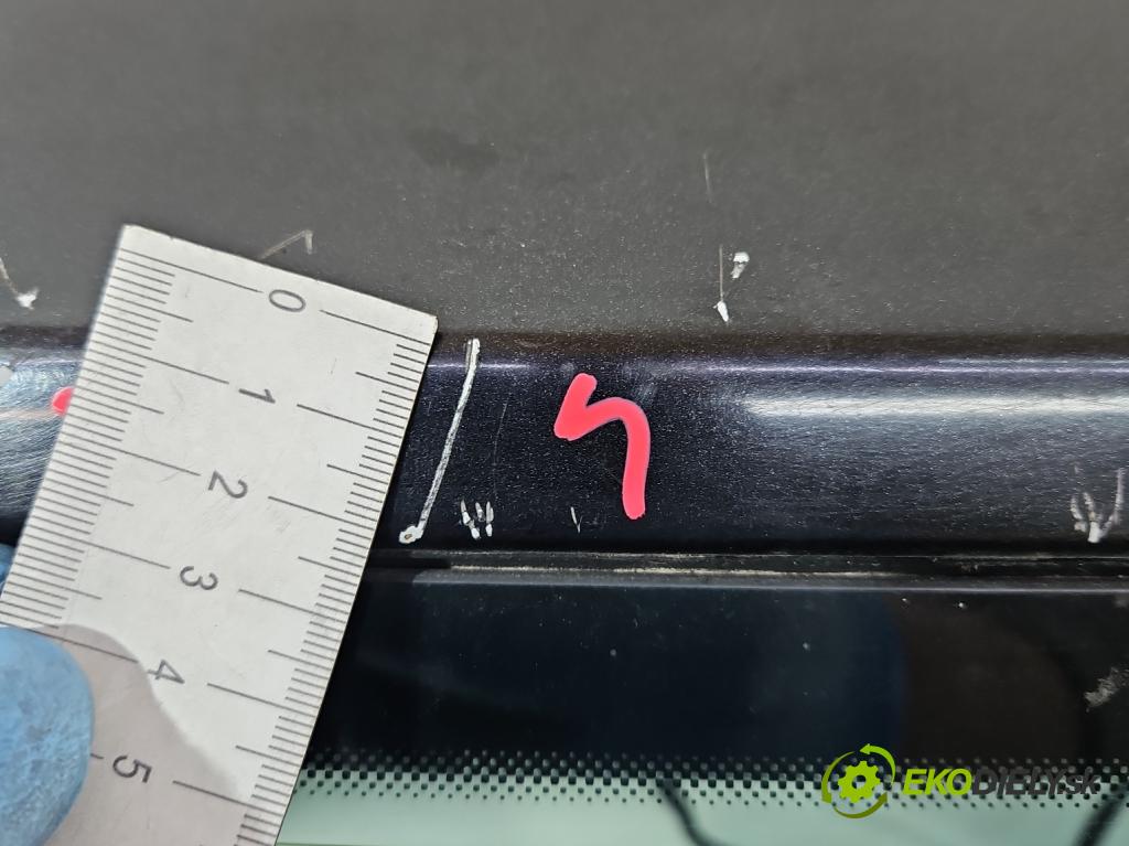 Vw Passat B5 1995-2005 1.9 tdi 116 hp manual 85 kW 1896 cm3 5- zadní kufrové dveře  (Zadní kapoty)