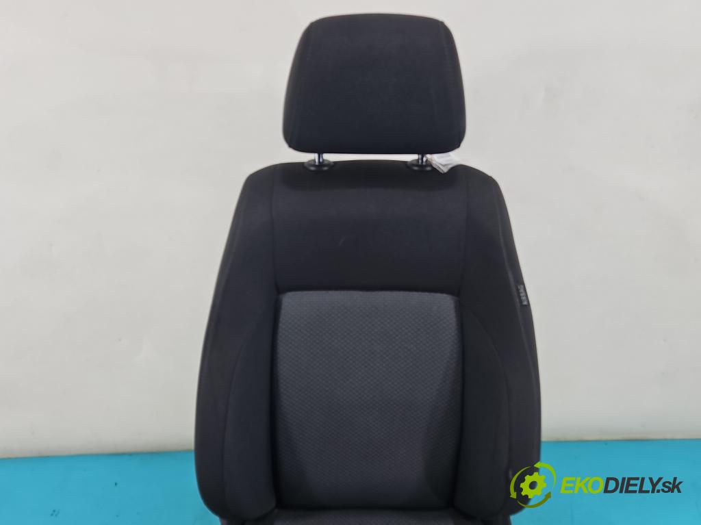 Vw Polo V 6R 2009-2017 1.2 16v 90 HP manual 66 kW 1197 cm3 5- Sedačka ľavý  (Sedačky, sedadlá)