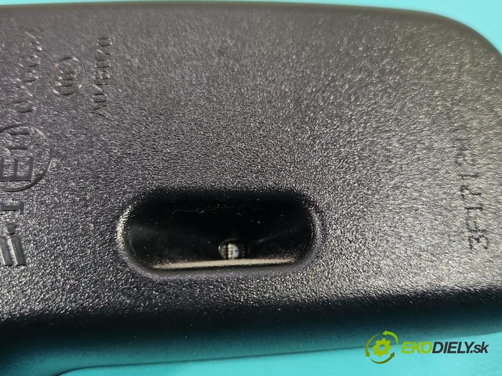 Mazda 6 III GJ 2013-2024 2.5 16V 192 hp automatic 141 kW 2488 cm3 4- zpětné zrcátko vnitřní  (Světla vnitřní)