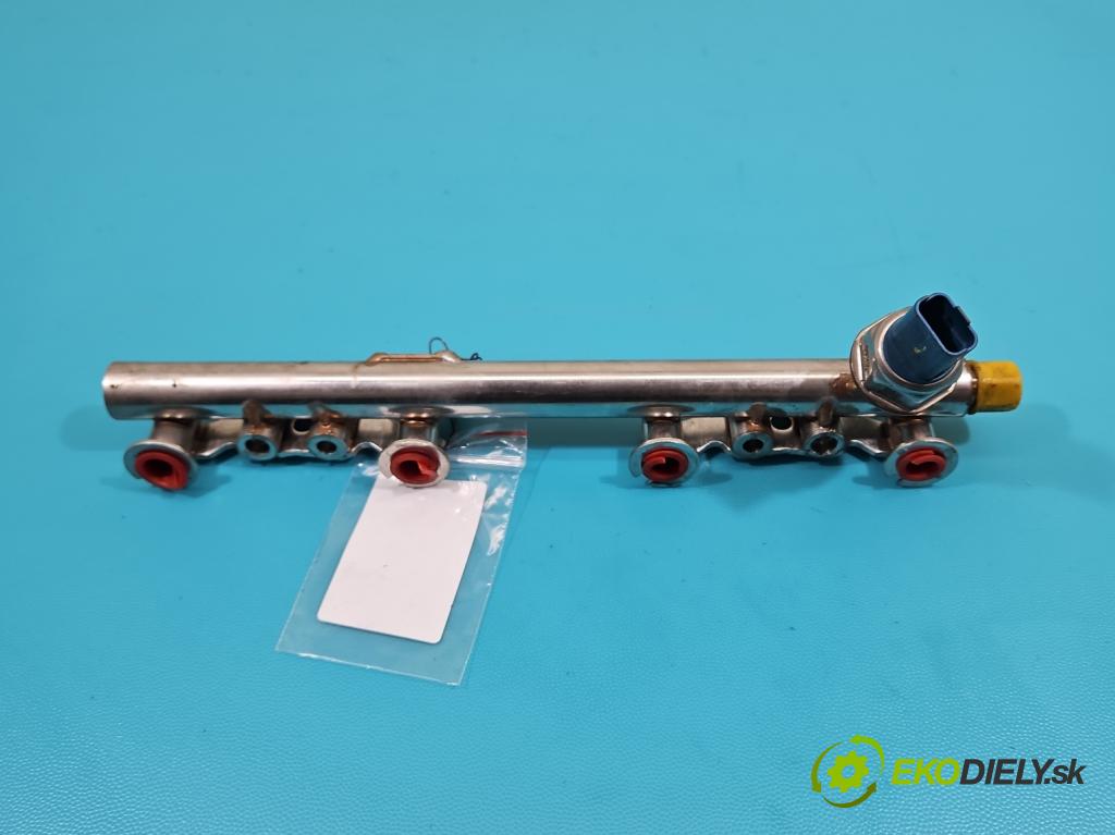 Renault Megane IV 2016-2024 1.2 Tce 132  HP manual 97 kW 1197 cm3 5- lišta vstrekovacia 175226637R-B (Vstrekovacie lišty)