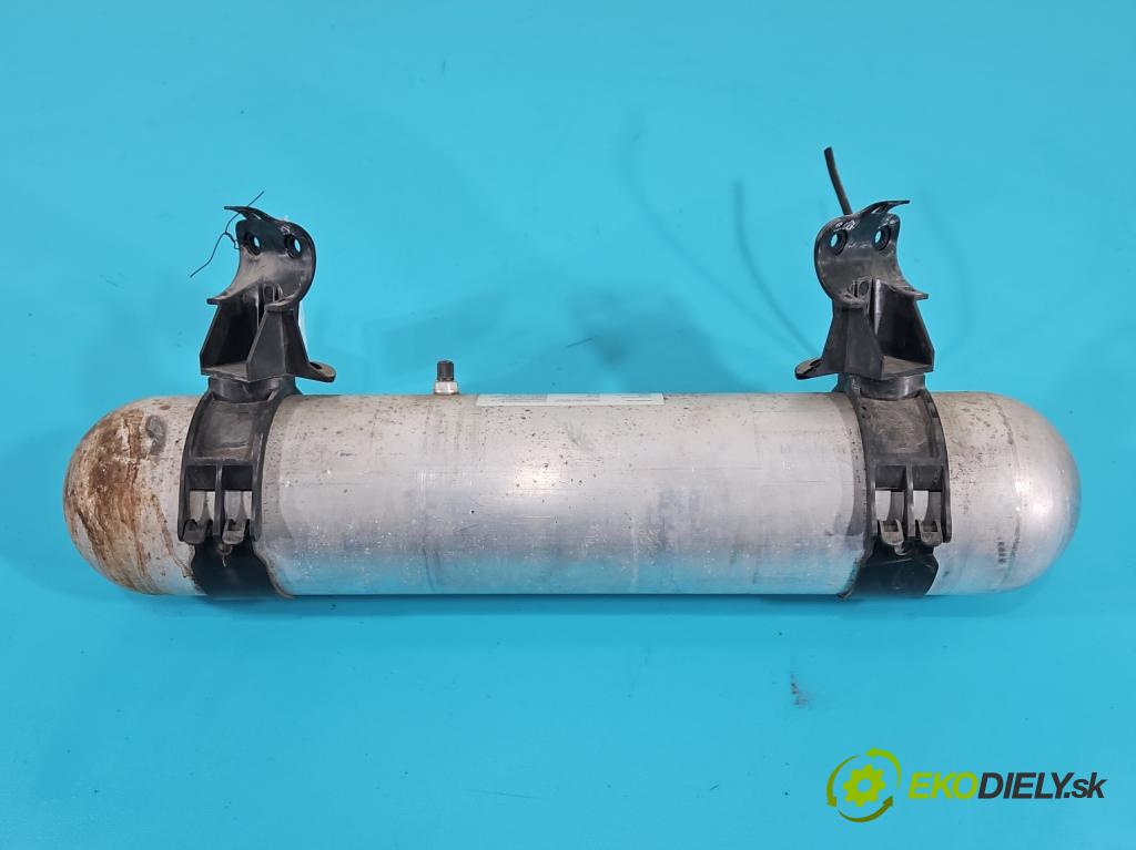 Tesla Model S 0.0b: 367hp automatic 270 kW 5- Nádrž: vzduchu 6006408-00-B (Obaly filtrov vzduchu)