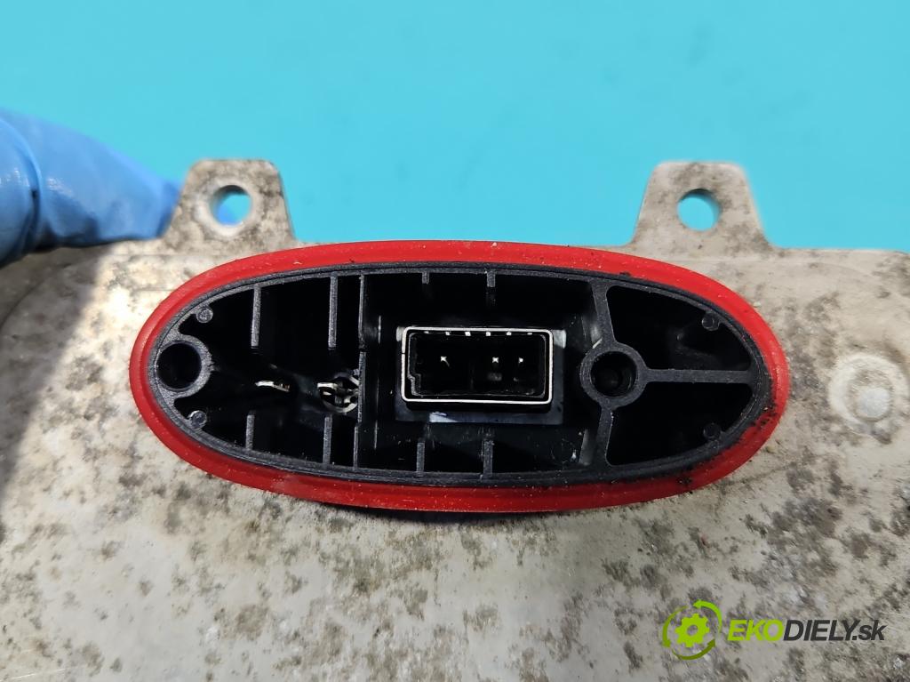 Vw Golf plus 1.9 TDI 105 HP manual 77 kW 1896 cm3 5- střídač: xenon 5M0907391 (Riadiace jednotky xenónu)