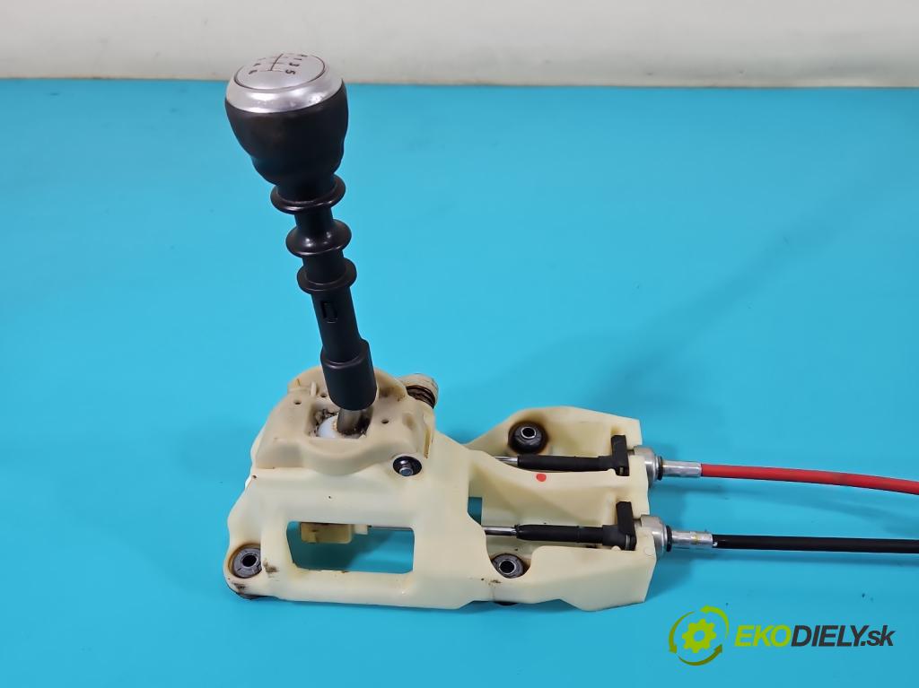 Kia Sportage II 2004-2010 2.0 crdi 150 HP manual 110 kW 1991 cm3 5- Páka: Změny: stupeň,rýchlosť 43700-1F400 (Rýchlostná páka (kulisa))