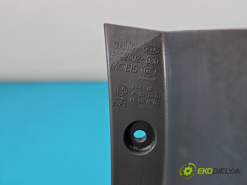 Kia Sportage II 2004-2010 2.0 crdi 150 hp manual 110 kW 1991 cm3 5- světlo zadní pravé 92402-030 (Klika dveří ostatní)