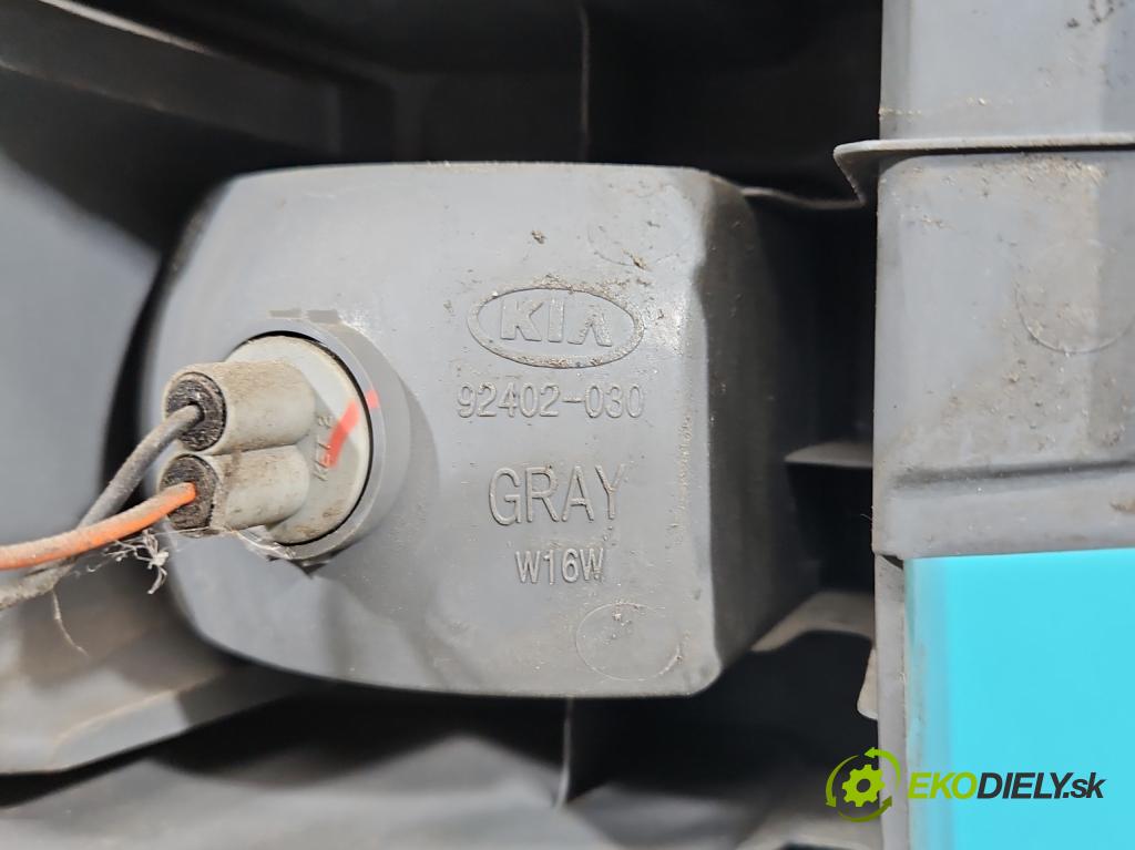 Kia Sportage II 2004-2010 2.0 crdi 150 hp manual 110 kW 1991 cm3 5- světlo zadní pravé 92402-030 (Klika dveří ostatní)
