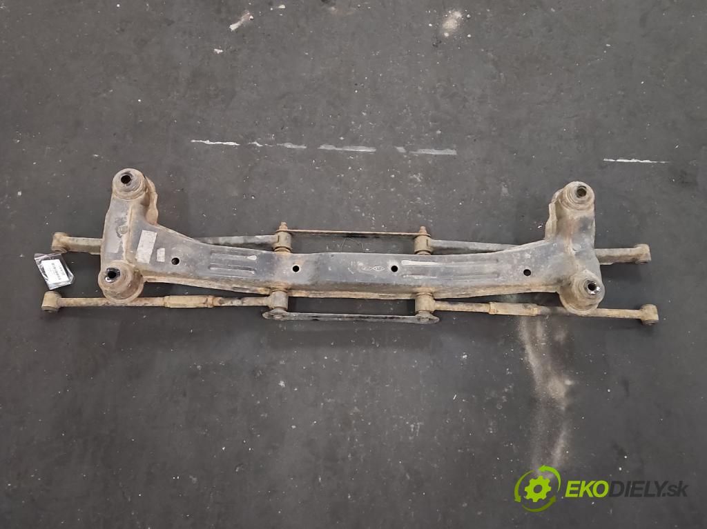 Kia Sportage II 2004-2010 2.0 crdi 150 hp manual 110 kW 1991 cm3 5- zadní výztuha  (Výztuhy zadní)