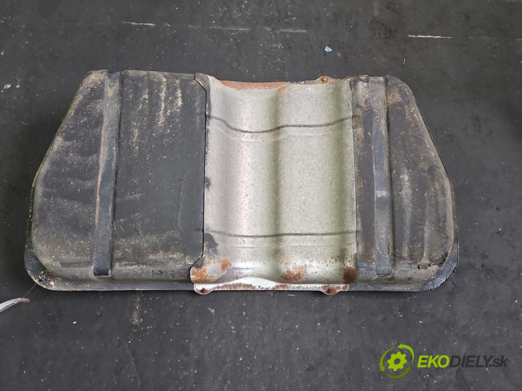 Kia Sportage II 2004-2010 2.0 crdi 150 HP manual 110 kW 1991 cm3 5- Nádrž: palivo 31100-0Z989 (Nádrže)