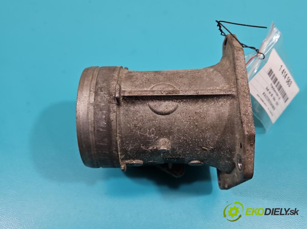 Audi A4 B5 1994-2001 1.6 8V 101 HP manual 74 kW 1595 cm3 4- průtokoměr: 037906461B (Váhy vzduchu)