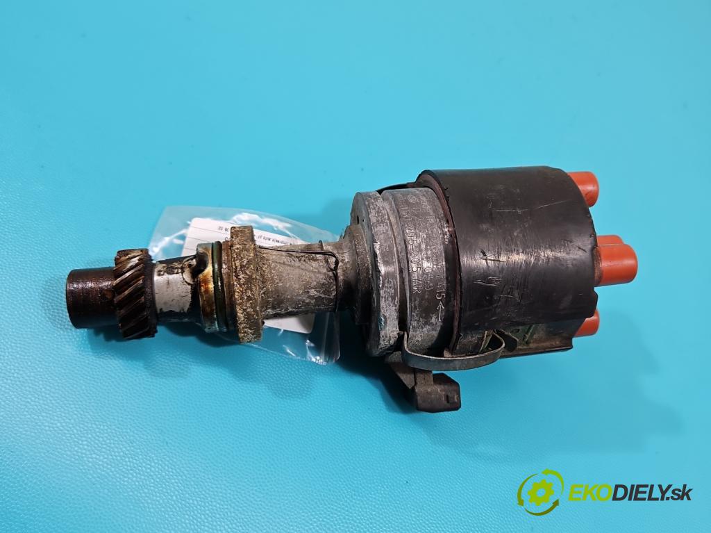 Audi A4 B5 1994-2001 1.6 8V 101 HP manual 74 kW 1595 cm3 4- rozdeľovač  (Rozdeľovače)