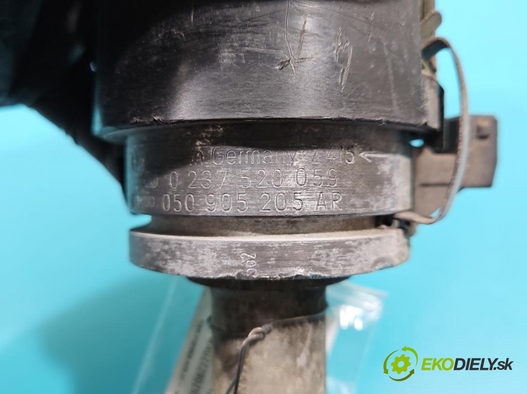 Audi A4 B5 1994-2001 1.6 8V 101 HP manual 74 kW 1595 cm3 4- rozdeľovač  (Rozdeľovače)