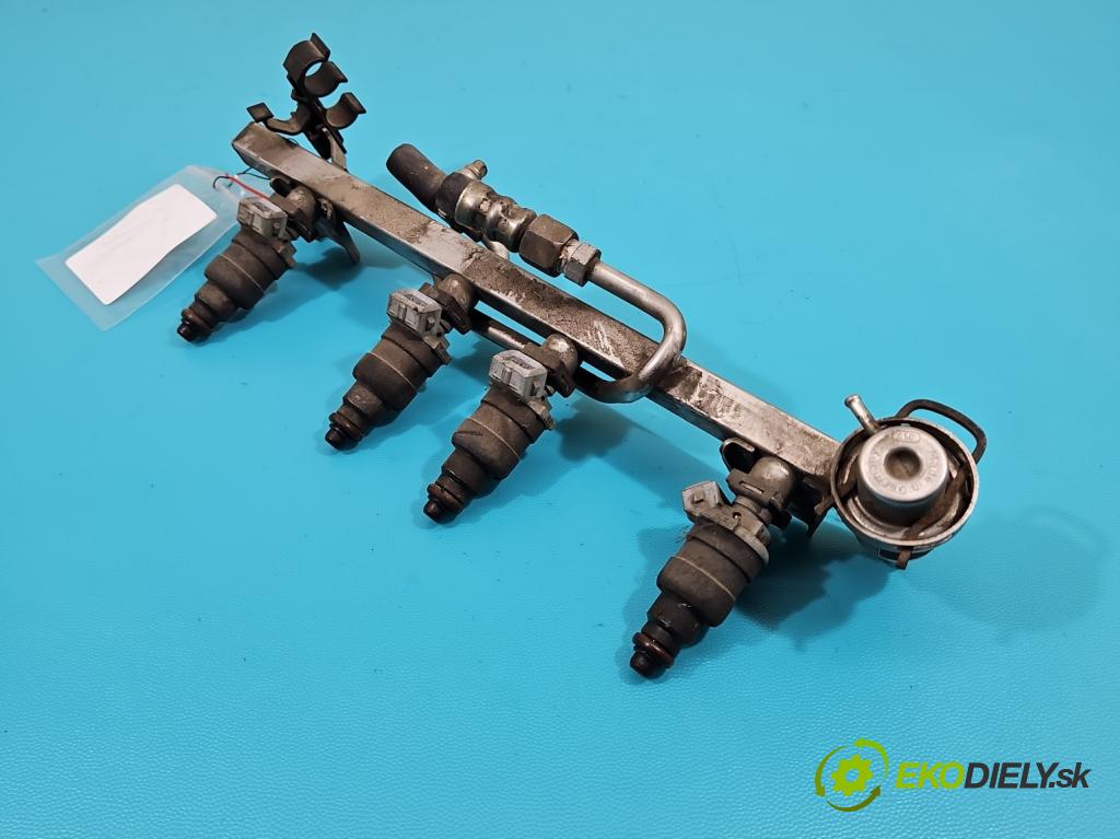 Audi A4 B5 1994-2001 1.6 8V 101 HP manual 74 kW 1595 cm3 4- vstrek 078133551D (Vstrekovače)