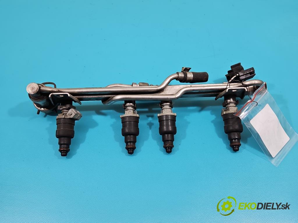 Audi A4 B5 1994-2001 1.6 8V 101 HP manual 74 kW 1595 cm3 4- vstrek 078133551D (Vstrekovače)
