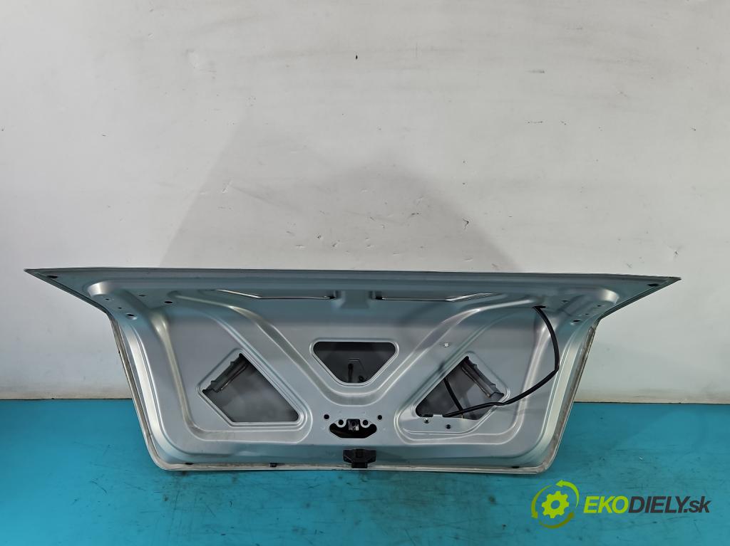 Renault Thalia I 1998-2009 1.4 8V 75 hp manual 55 kW 1390 cm3 4- zadní kufrové dveře  (Zadní kapoty)