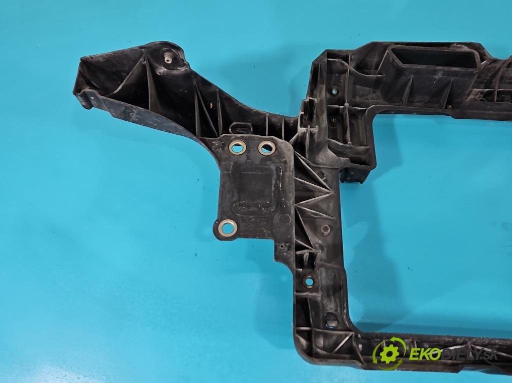 Skoda Fabia I 1999-2007 1.4b: 60 hp manual 44 kW 1397 cm3 5- stěna přední  (Výztuhy přední)