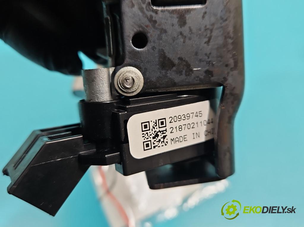 Opel Insignia A 2008-2017 1.6 T 179KM manual 132 kW 1598 cm3 4- Spínačka  (Spínacie skrinky a kľúče)