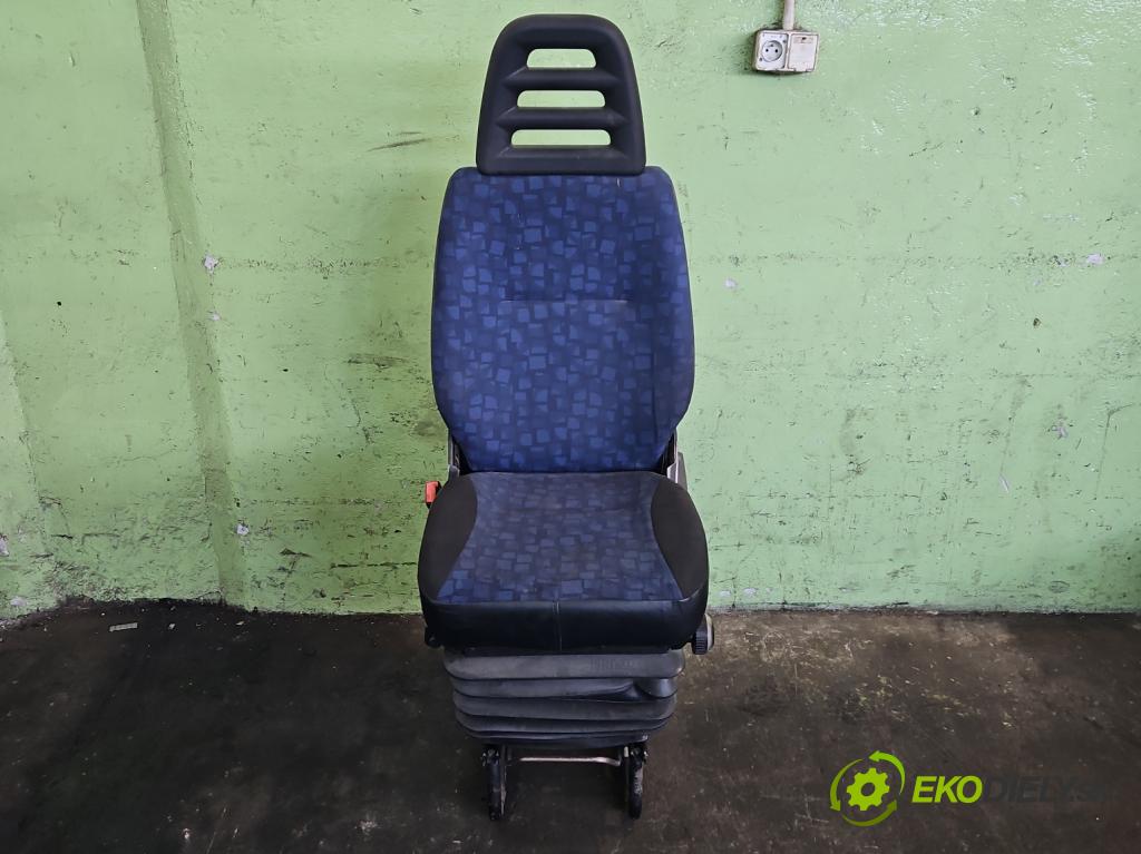 Iveco Daily III 1999-2006 2.3 hpi 117 HP manual 86 kW 2287 cm3 5- Sedačka ľavý  (Sedačky, sedadlá)