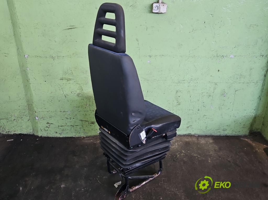 Iveco Daily III 1999-2006 2.3 hpi 117 HP manual 86 kW 2287 cm3 5- Sedačka ľavý  (Sedačky, sedadlá)