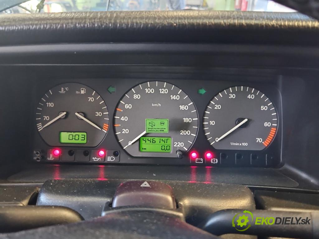 Vw Passat B4 1993-1997 1.8 JEDEN: 90 HP manual 66 kW 1781 cm3 5- prístrojovka/ budíky 53923262 (Prístrojové dosky, displeje)