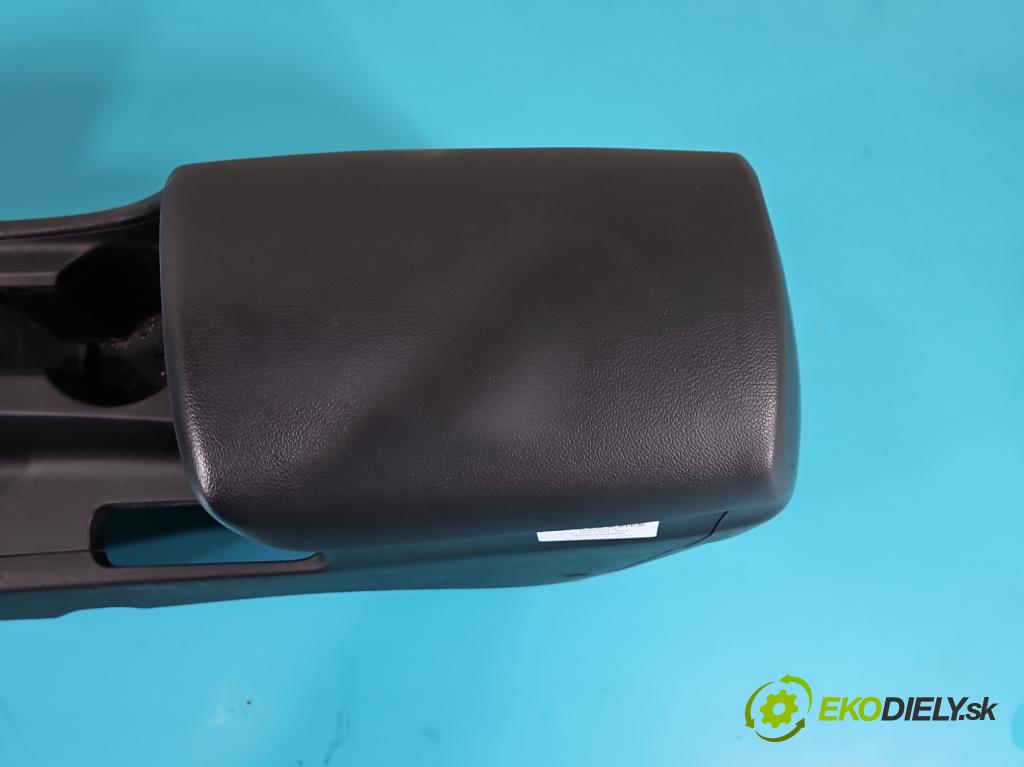 Kia Ceed II 2012-2018 1.6 CRDI 110 HP manual 81 kW 1582 cm3 5- operadlo A2W086249 (Lakťové opierky)