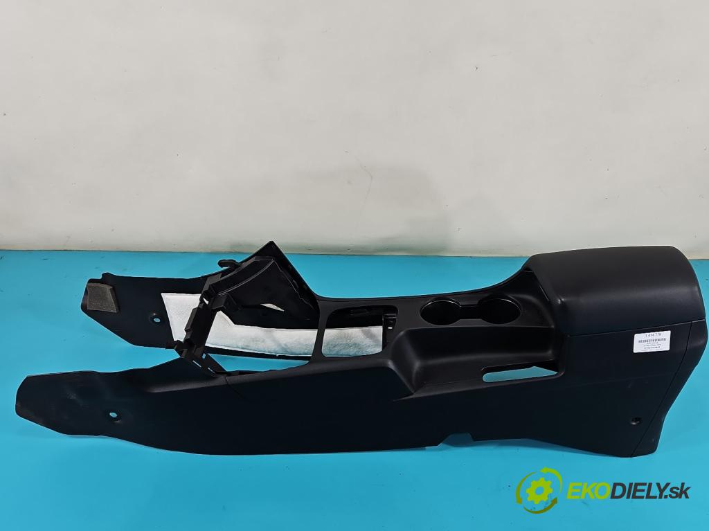 Kia Ceed II 2012-2018 1.6 CRDI 110 HP manual 81 kW 1582 cm3 5- operadlo A2W086249 (Lakťové opierky)