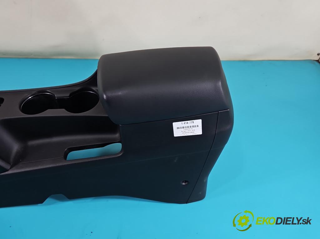 Kia Ceed II 2012-2018 1.6 CRDI 110 HP manual 81 kW 1582 cm3 5- operadlo A2W086249 (Lakťové opierky)