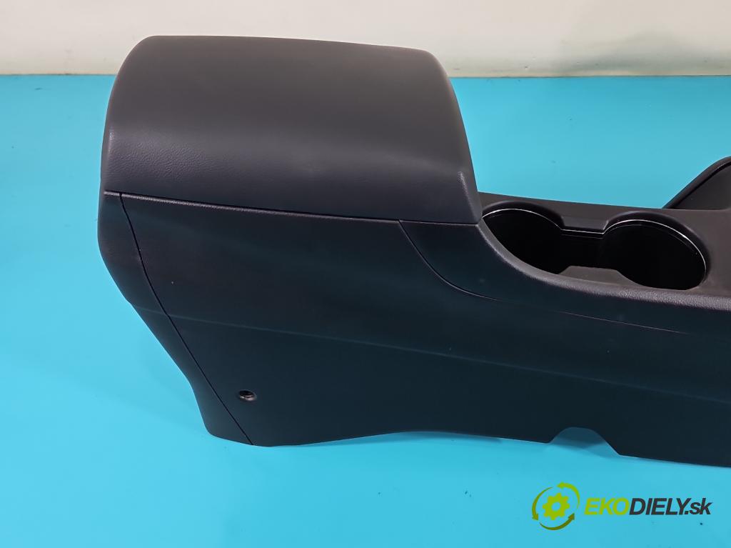 Kia Ceed II 2012-2018 1.6 CRDI 110 HP manual 81 kW 1582 cm3 5- operadlo A2W086249 (Lakťové opierky)