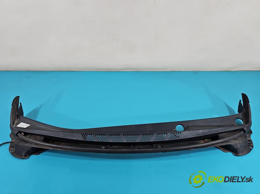 Kia Ceed II 2012-2018 1.6 CRDI 110 HP manual 81 kW 1582 cm3 5- torpédo 86151-A2000 (Torpédo (plast pod čelným sklom))